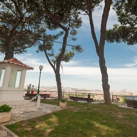 Shortstayflat Lisbon Terrace - Graca Apartment *