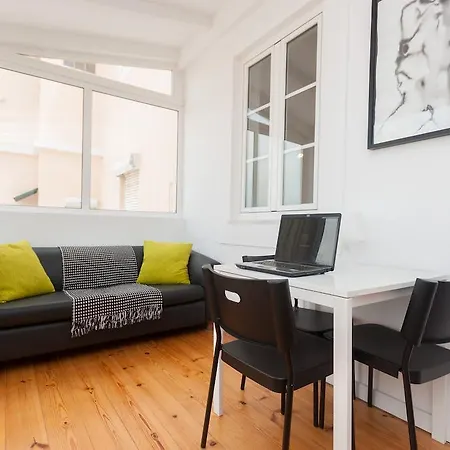 Shortstayflat Lisbon Terrace - Graca Apartamento